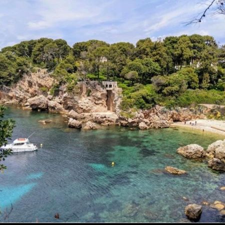 Cozy Studio On The Beach Antibes Exterior photo